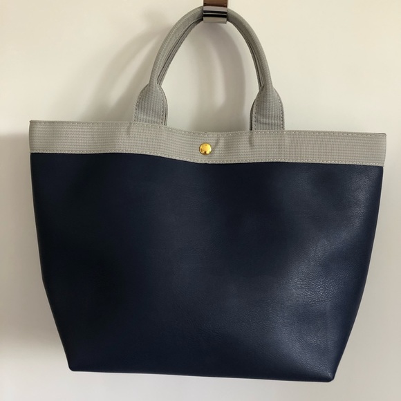 Colors by Jennifer Sky Navy Blue Tote - Picture 6 of 8